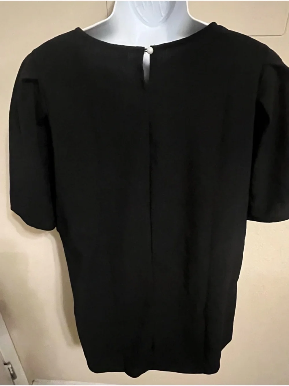 Black Puff Sleeve Women’s Top - Elegant Everyday Tee - Picture 5 of 6